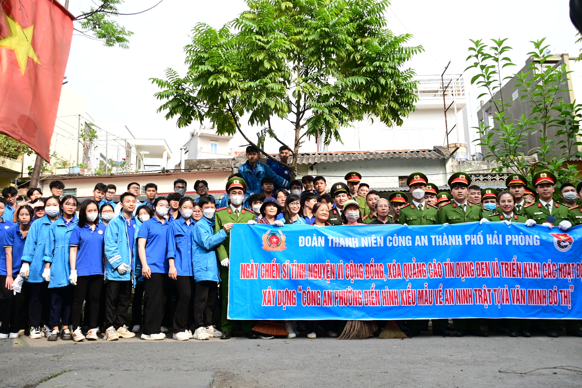 Đoàn Thanh niên Công an thành phố: Ra quân Ngày chiến sỹ vì cộng đồng